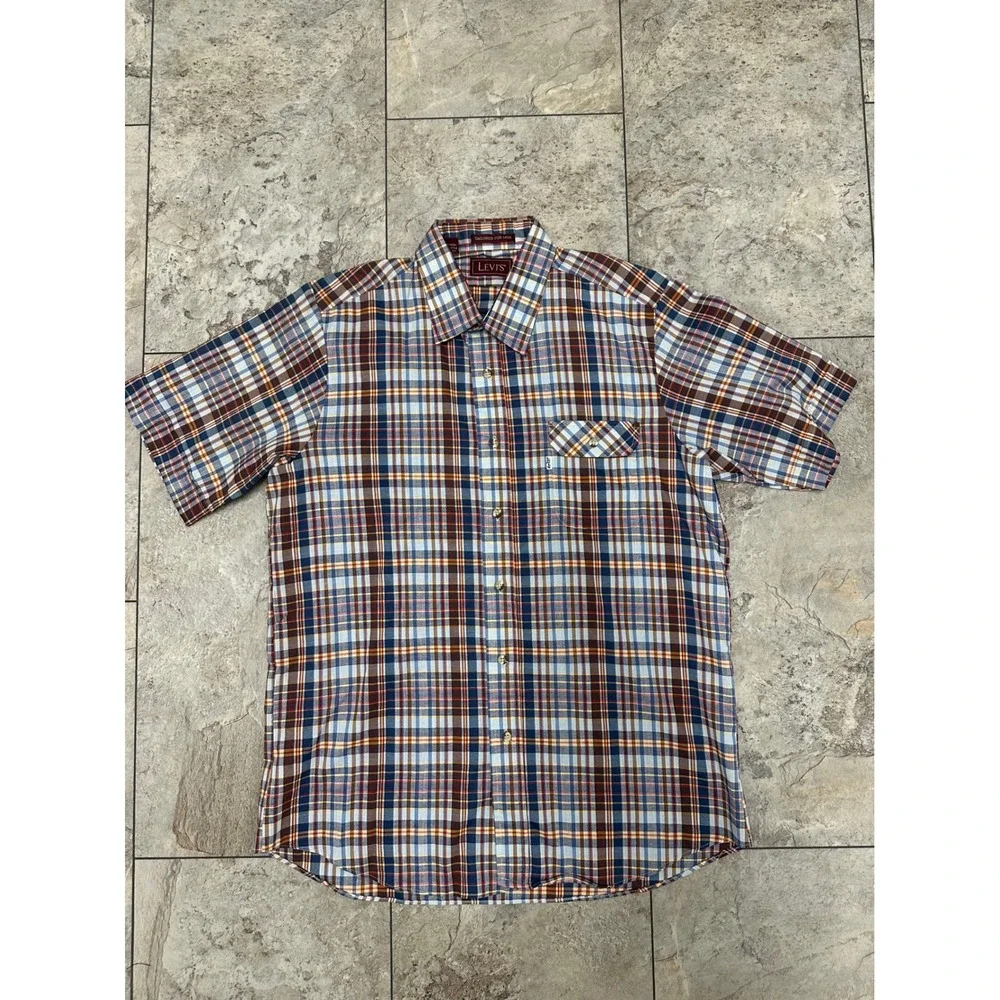 Levi's Tailored For Men Short Sleeve Button Up Plaid Shirt Large‎ Like New